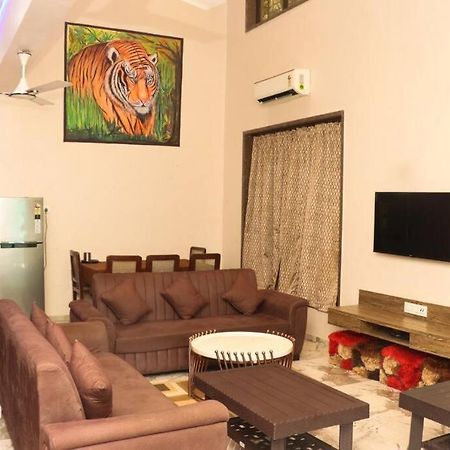 Gk Beach House 5Bhk Pvt Pool Villa Bombay Eksteriør billede