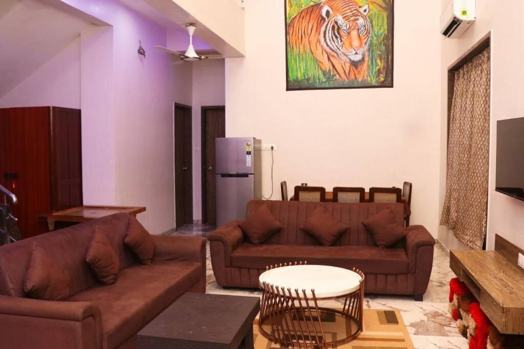Gk Beach House 5Bhk Pvt Pool Villa Bombay Eksteriør billede