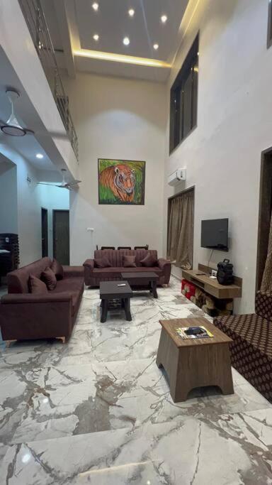 Gk Beach House 5Bhk Pvt Pool Villa Bombay Eksteriør billede